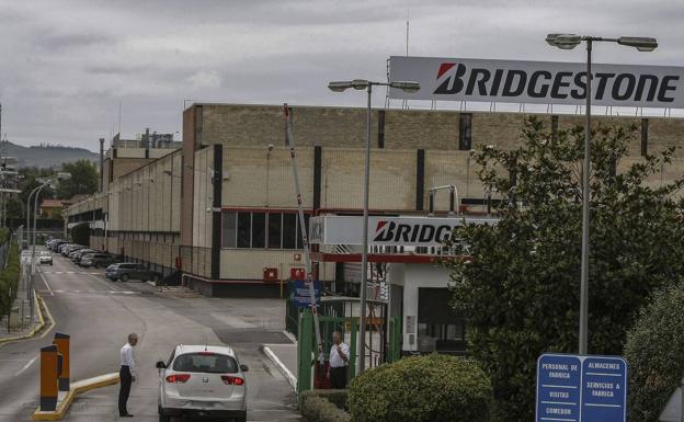 UGT amenaza otra vez con movilización en Bridgestone por las subidas salariales