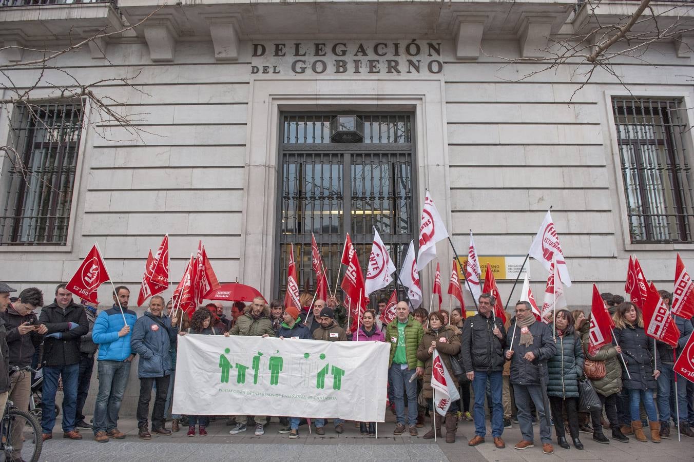 «Las oposiciones se van a convertir en un ERE encubierto de interinos»