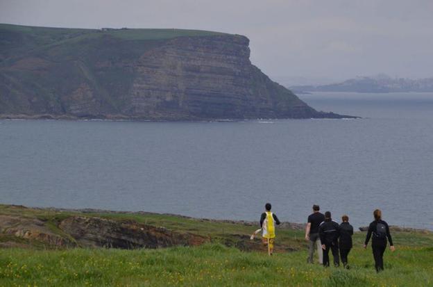 Bareyo impulsa sus rutas turísticas y el Camino de Santiago por la costa