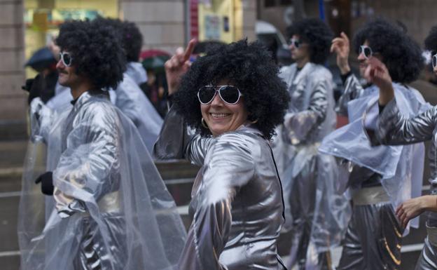 Las comparsas entregarán la 'Copa de Cava' de Santander a la Unidad de Prevención de la Policía Nacional