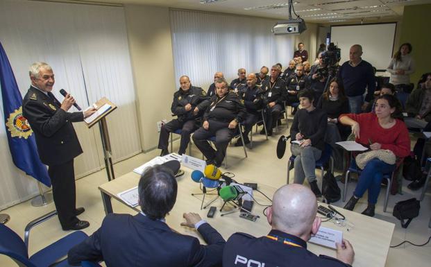 La Policía Nacional detiene cada día a cinco personas en Santander y Torrelavega