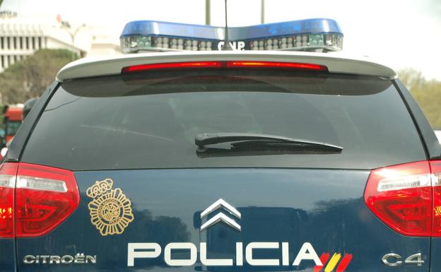 Secuestra, viola y apalea a su mujer durante un mes en un piso de Valencia