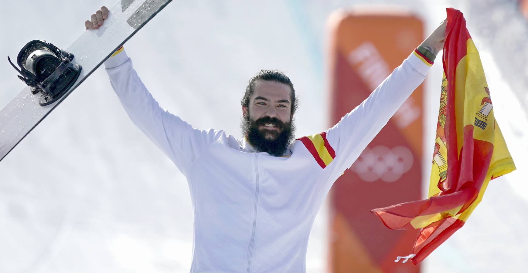 Bronce para Regino Hernández en el snowboardcross, prueba en la que el cántabro Herrero cayó en octavos