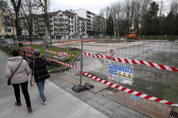 Las lluvias paralizan las obras del parque