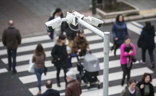 Cientos de cámaras vigilan el día a día de los santanderinos