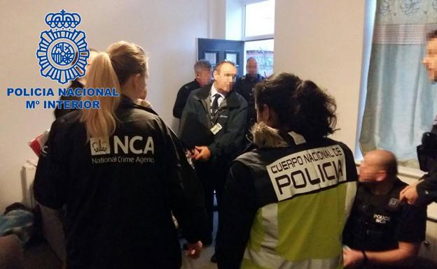 Detenida una pareja de Torrelavega que lideraba una red internacional de explotación sexual