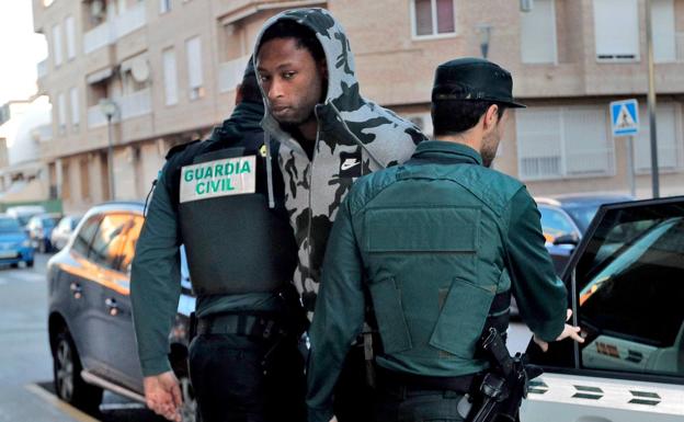 El Villarreal suspende de empleo y sueldo a Ruben Semedo