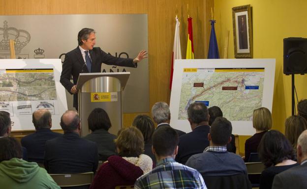 Fomento aumenta de 53 a 115 millones la inversión para ampliar la A-67 entre Barreda e Igollo