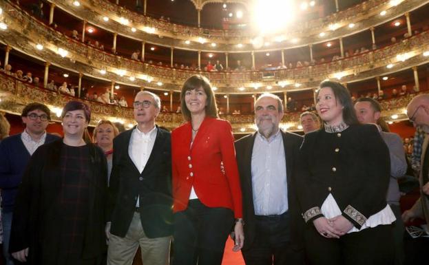 El eurodiputado Ramón Jáuregui anuncia en Bilbao su decisión de abandonar la política