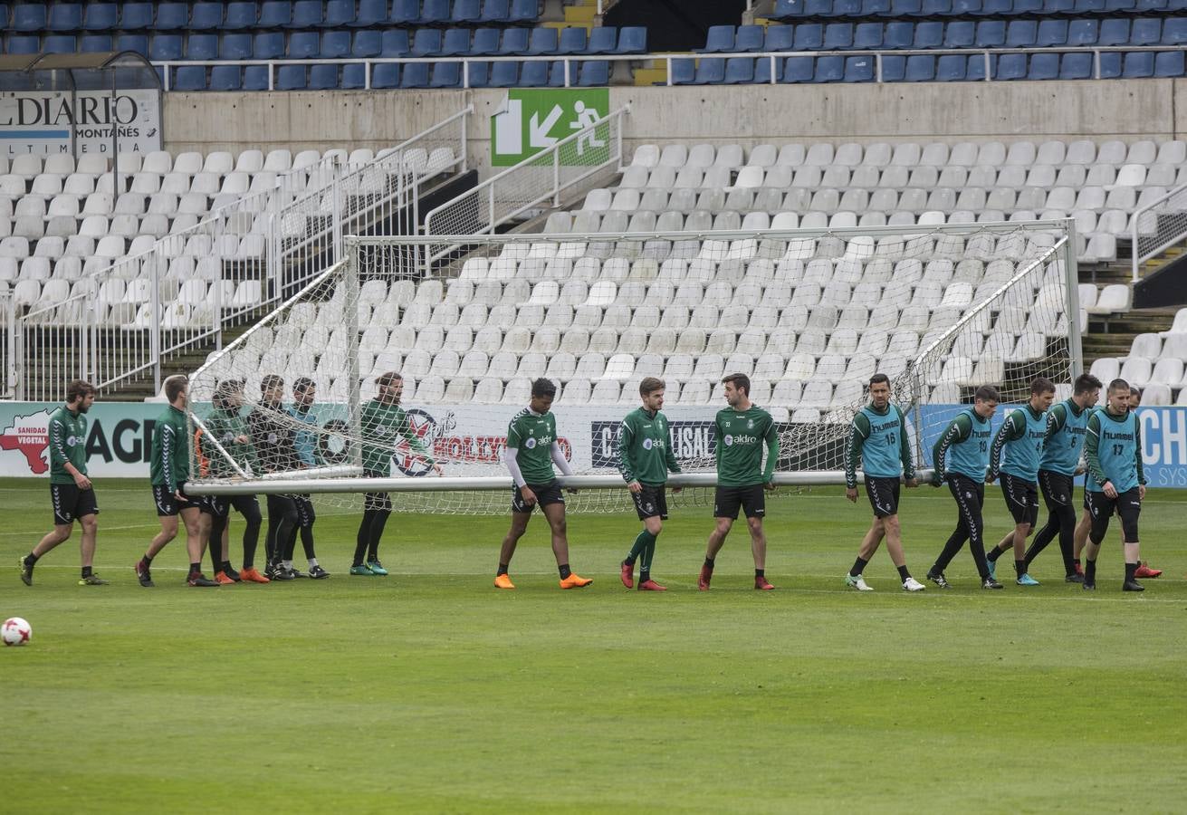 El Racing prepara el partido ante el Burgos