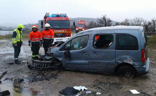 La nieve condiciona la circulación en la A-67, en el tramo de Mataporquera a Reinosa