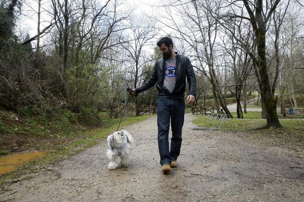 El refugio canino denuncia la muerte de nueve perros envenenados en La Viesca
