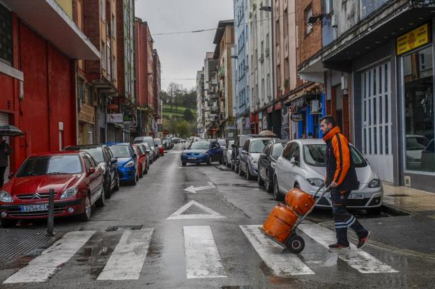 Las asociaciones vecinales de Torrelavega se repartirán 400.000 euros para obras en sus barrios