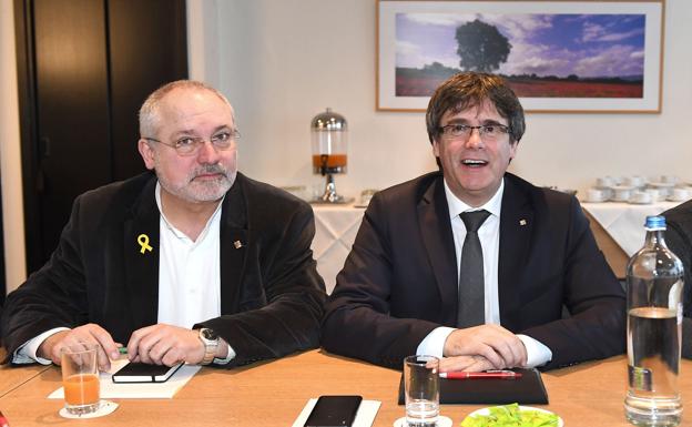 El exconsejero Lluís Puig dice que Puigdemont hubiera dejado su escaño para evitar nuevos comicios