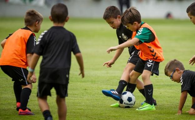 El Racing organiza otro campus, en las vacaciones escolares de la primera semana de mayo