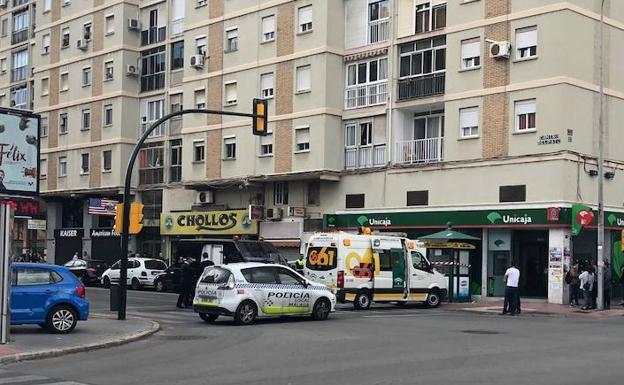 Muere un niño de 5 años al caer desde la terraza de un segundo piso en Málaga