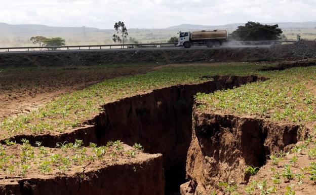 Aparece una enorme grieta en Kenia que podría dividir África en dos