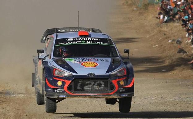 Sordo tratará de batir en Córcega a Neuville y Ogier