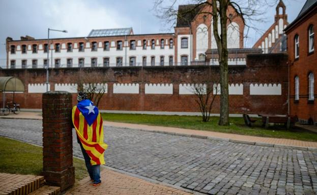 Ocho años de cárcel, la pena máxima para Puigdemont