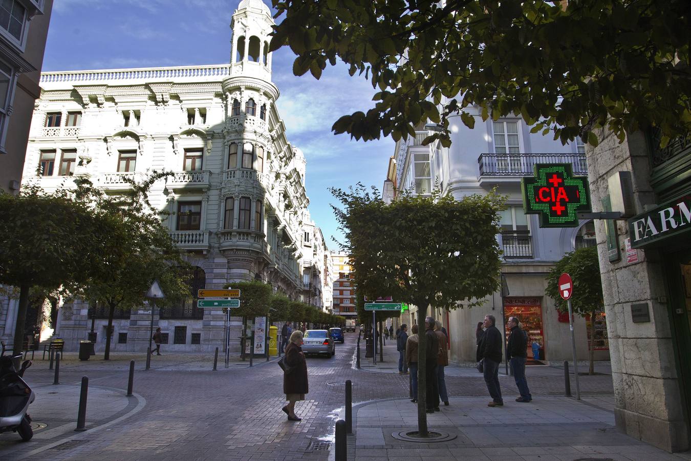 La obra de la calle Martillo se hará en once semanas, la mitad del tiempo previsto