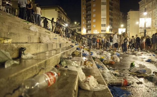 Santander traslada al Defensor del Pueblo las medidas que ha tomado para evitar el botellón en Cañadío