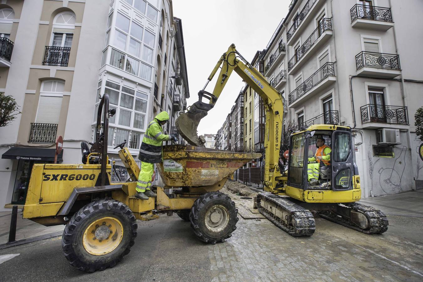 Prosiguen los trabajos en la calle Peña Herbosa