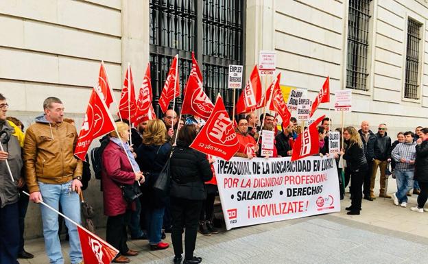 Protesta de los trabajadores del sector de la discapacidad