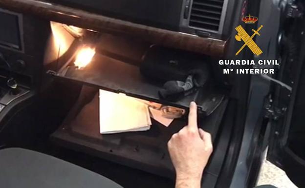 La Guardia Civil intercepta una entrega de cocaína en Santander y evita la puesta en circulación de 1.500 dosis