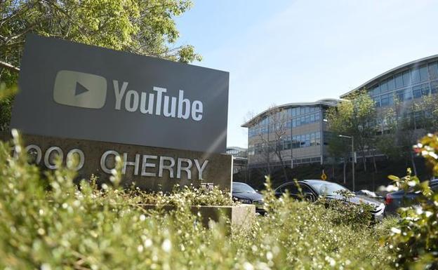 Investigan a YouTube por violar la privacidad online de los menores