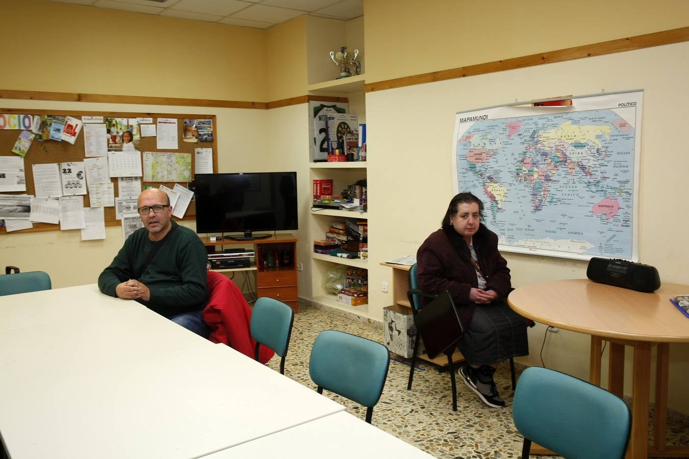 Visita de Cruz Viadero al Centro de Rehabilitación Psicosocial Padre Menni de Torrelavega