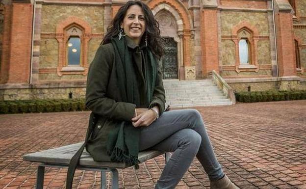 La Feria del Libro abre mañana sus puertas con la presencia de la escritora María Oruña