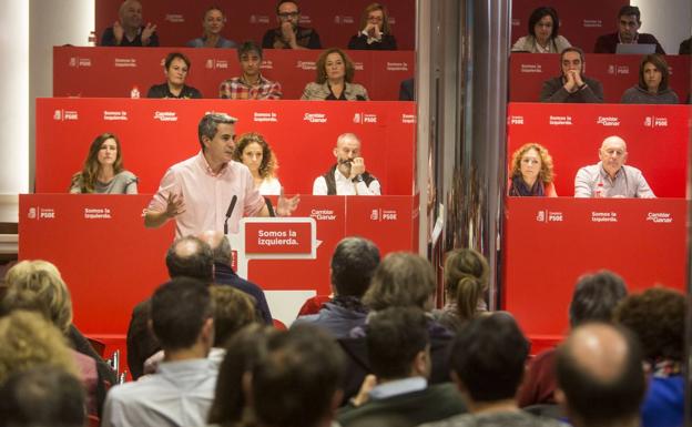 Los 'tezanistas' fuerzan incluir en el Comité Regional el debate sobre las primarias abiertas