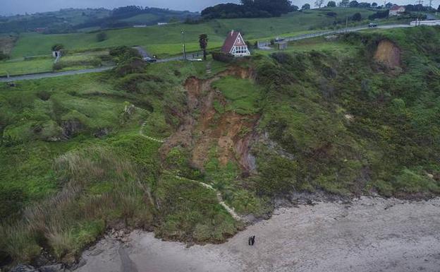 Alarma por los argayos en Merón
