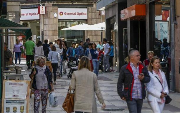 La llegada de 1.116 extranjeros atenúa la progresiva pérdida de población en Cantabria