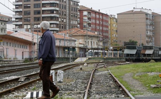 Torrelavega da «un paso histórico» para el soterramiento al aprobar el convenio con Fomento y el Gobierno