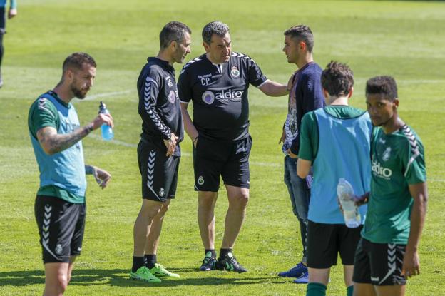 Pau Miguélez, baja por rotura del obturador de la cadera