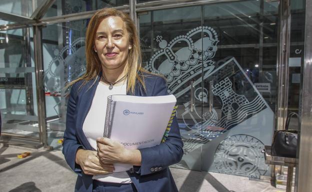 El PP entrega al Gobierno la documentación sobre las irregularidades del SCS