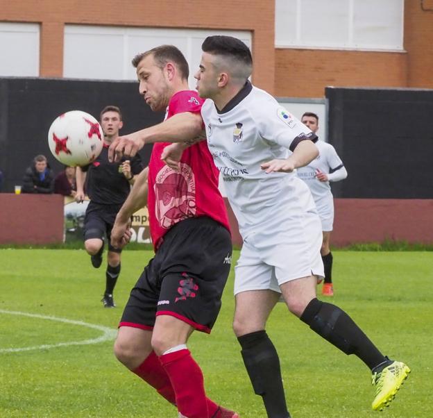 El Laredo asegura su plaza para el play off