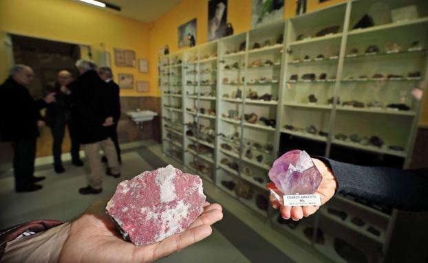 La II Feria de Minerales y Fósiles se celebra este fin de semana en la Escuela de Minas de Torrelavega