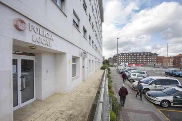 Camargo mejorará los accesos a la sede de la Policía Local