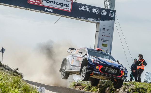 Dani Sordo busca el podio en el Rally de Portugal