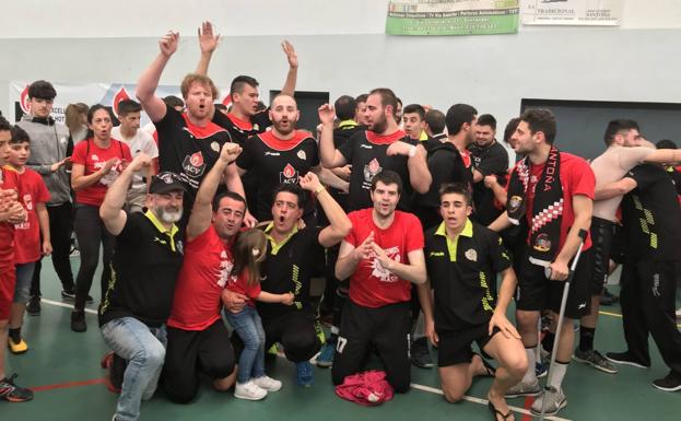 El Balonmano Santoña asciende a División de Honor Plata