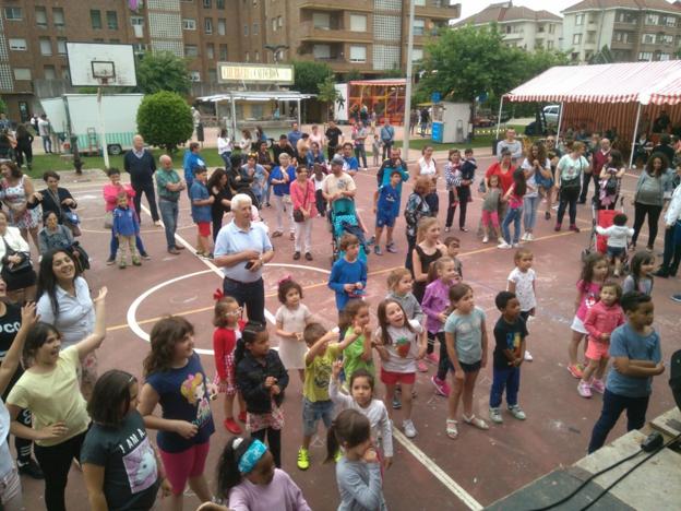 Juegos, música, baile y deporte en las fiestas de El Zapatón