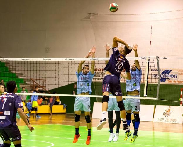 Ángel Rodríguez renueva con el Voley Textil Santanderina