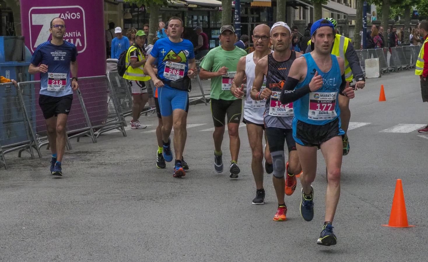 Imágenes de la Media y la Maratón de Laredo