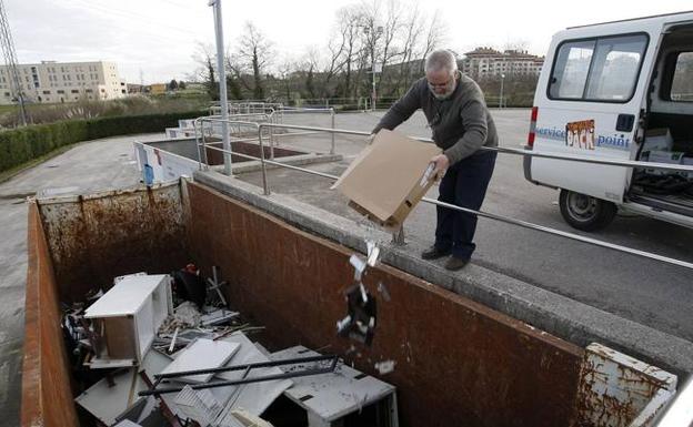 El programa de recogida de papel y cartón en los comercios de Torrelavega logra un premio nacional