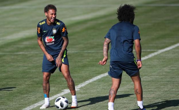 Neymar: «Soy el mejor del mundo; Messi y CR7 son de otro planeta»