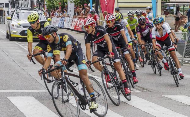 La 32ª Vuelta al Besaya pone a Cantabria en el mapa del ciclismo del futuro a partir de este jueves