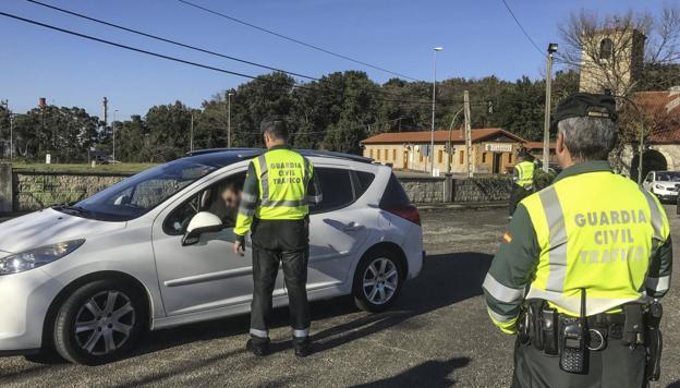 La campaña de alcohol y drogas de la DGT se salda con 122 multas en una semana