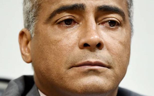 Investigan a Romario por indicios de lavado de dinero